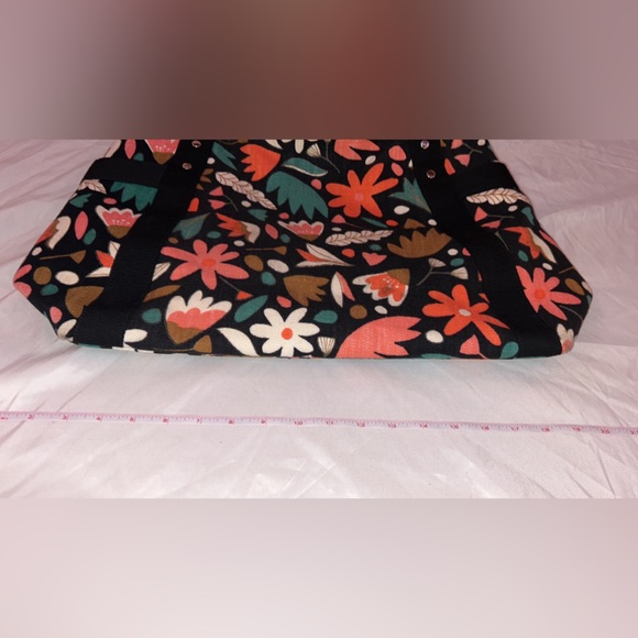 Fossil Key Per Tote Bag XL Floral Themed Canvas Bag Multi Use Cow Hide Hand Made - Picture 2 of 11